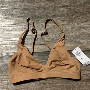 Gilly Hicks Seamless Tan Bralette
